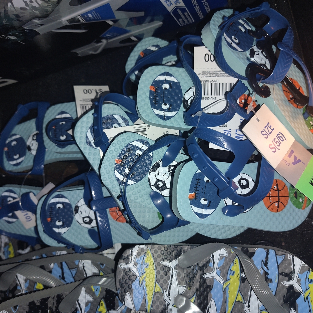 Colorful Flip Flops Collection - Picture 3 of 4